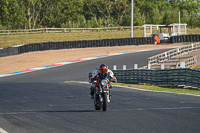 enduro-digital-images;event-digital-images;eventdigitalimages;mallory-park;mallory-park-photographs;mallory-park-trackday;mallory-park-trackday-photographs;no-limits-trackdays;peter-wileman-photography;racing-digital-images;trackday-digital-images;trackday-photos